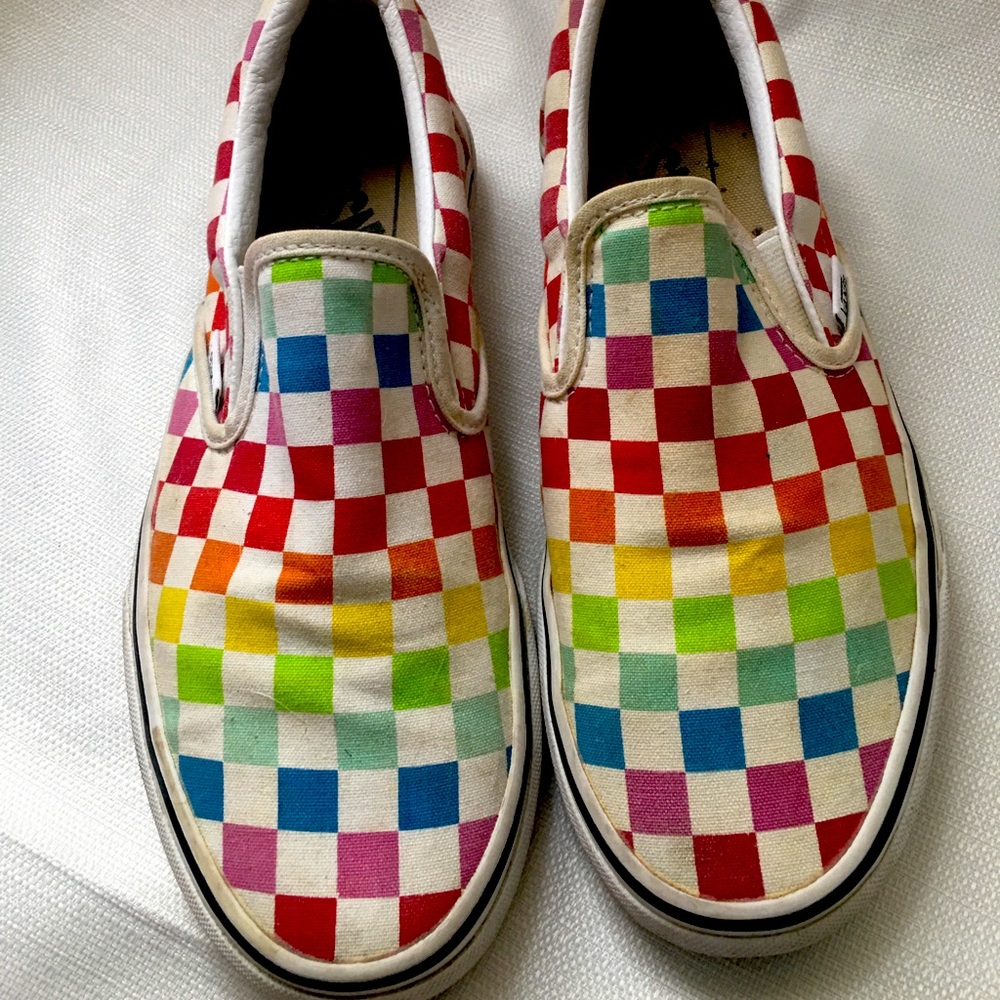 Vans rainbow checkered size 7.5